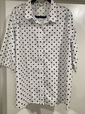 Polka Dot Short Sleeve Button-Up Shirt - White with Black Dots